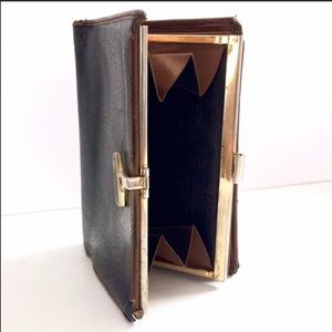 Gucci Bags - Authentic Vintage Gucci Wallet Gucci Bags - Authentic Vintage Gucci Wallet